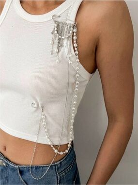✨NEW Pearl and Silver Draped Arm Chain Brooch